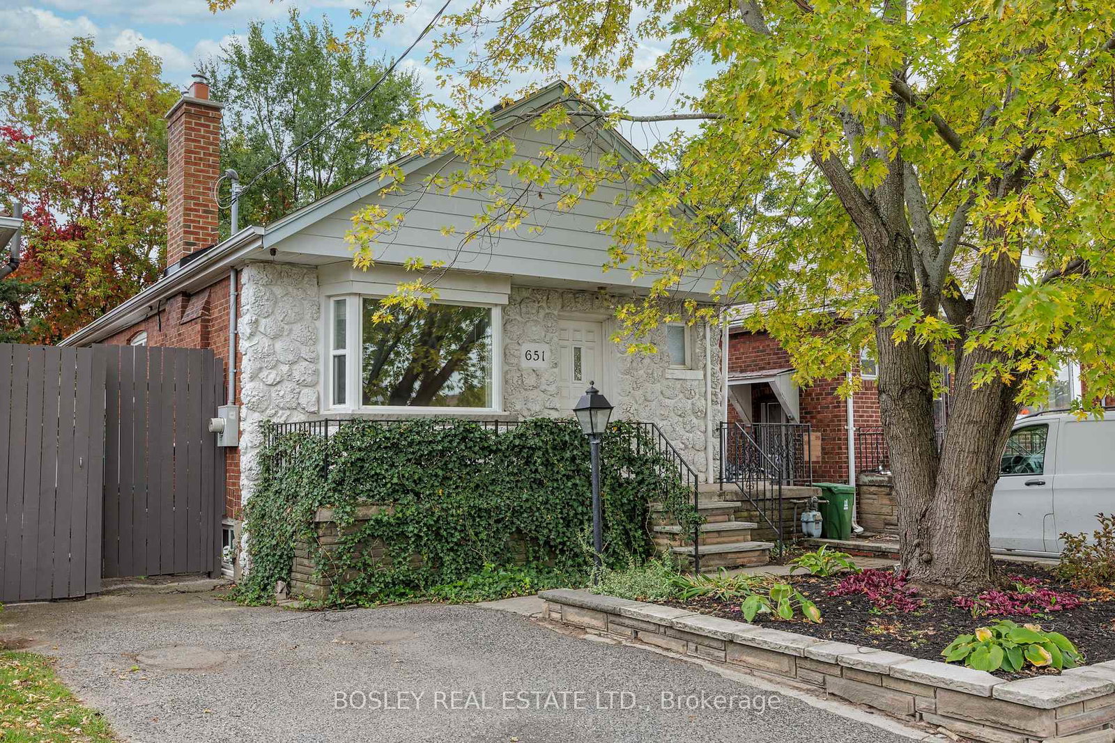 651-cosburn-avenue-east-york-ontario-e13018884