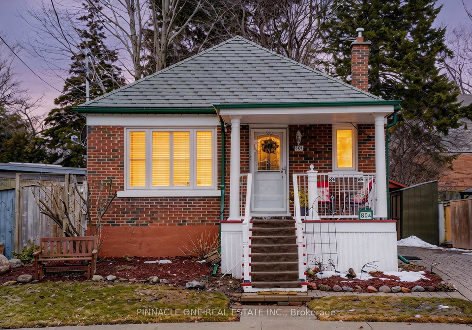 804-byron-street-s-whitby-ontario-e13019228