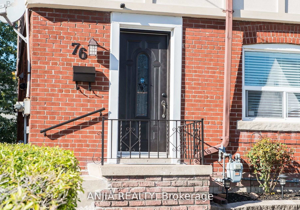 76-adair-road-east-york-ontario-e13019410