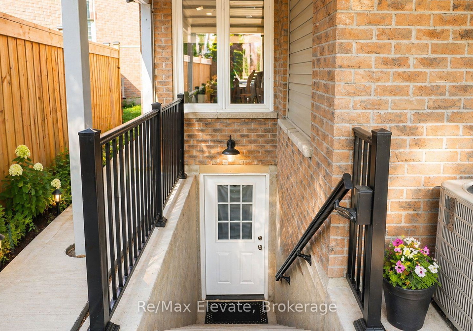 10-tarsus-crescent-scarborough-ontario-e13019512