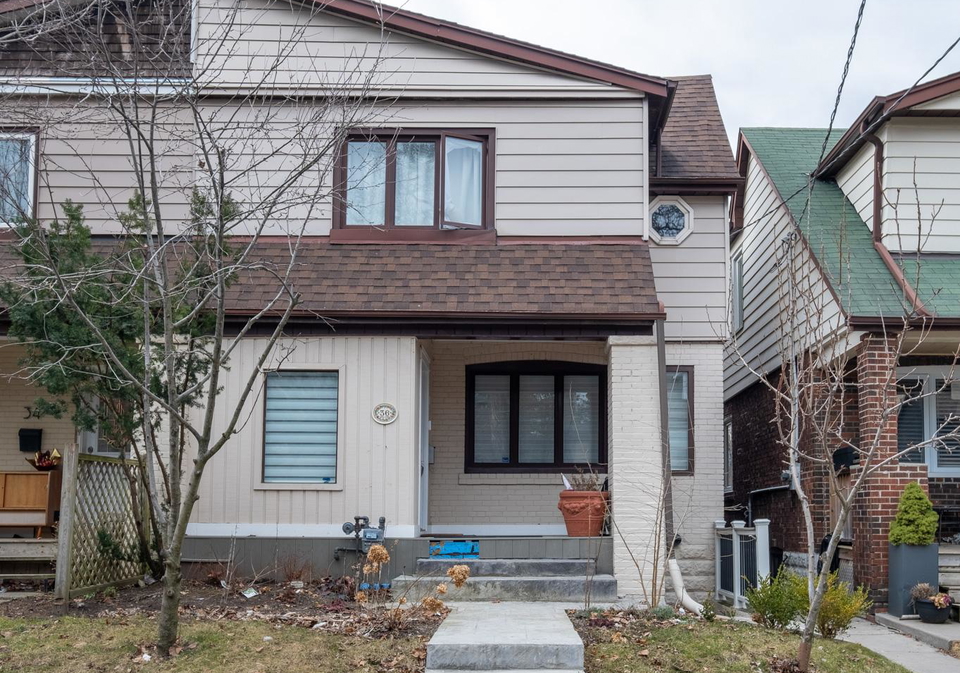 36-thyra-avenue-east-york-ontario-e13019738