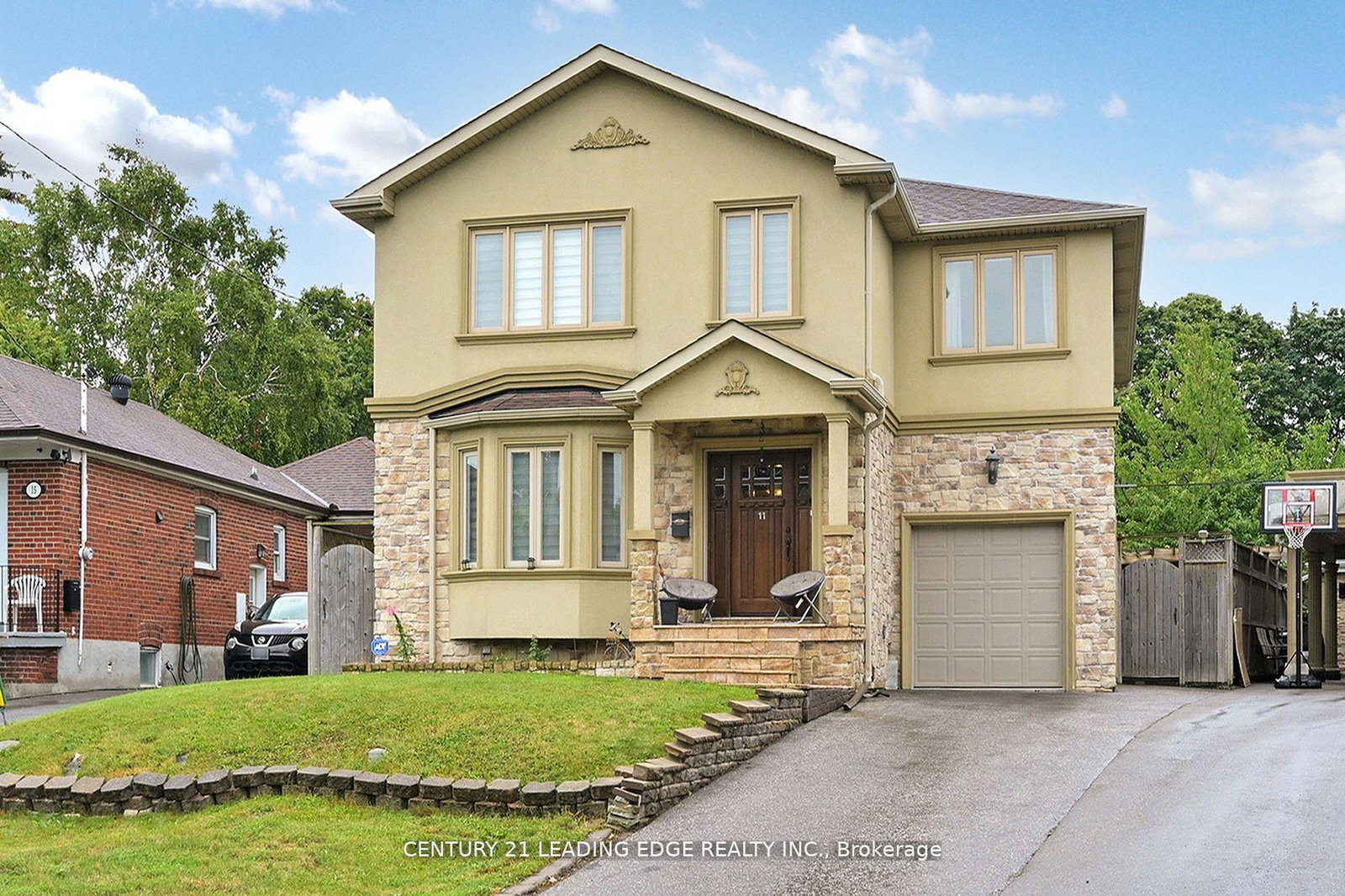 11-bellvare-crescent-scarborough-ontario-e13020898