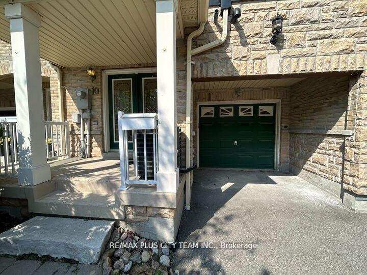 10-cullcastle-street-w-ajax-ontario-e13021010