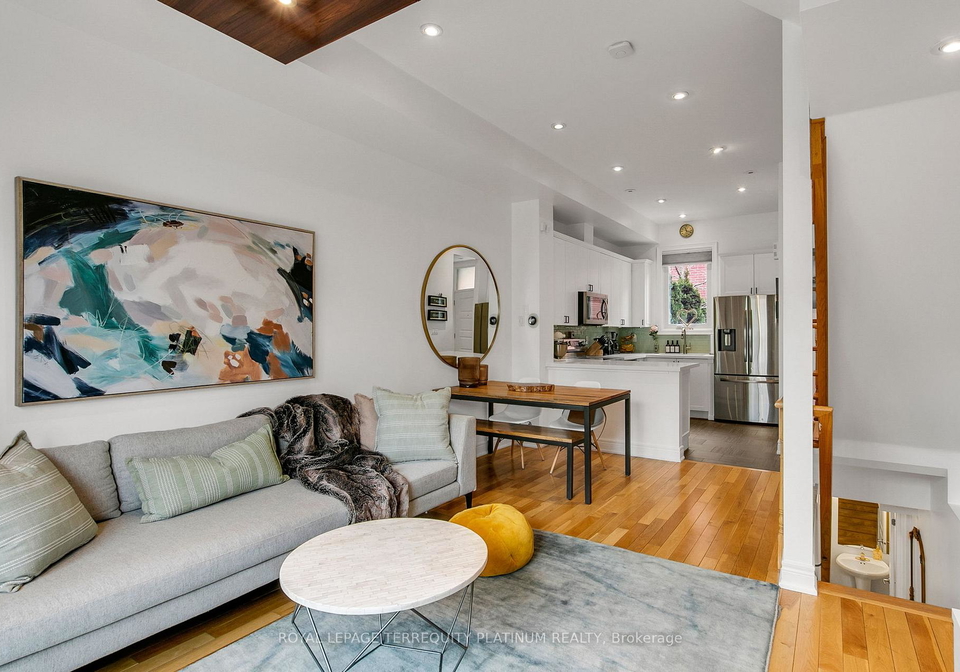 22-fairhead-mews-toronto-ontario-e13021184