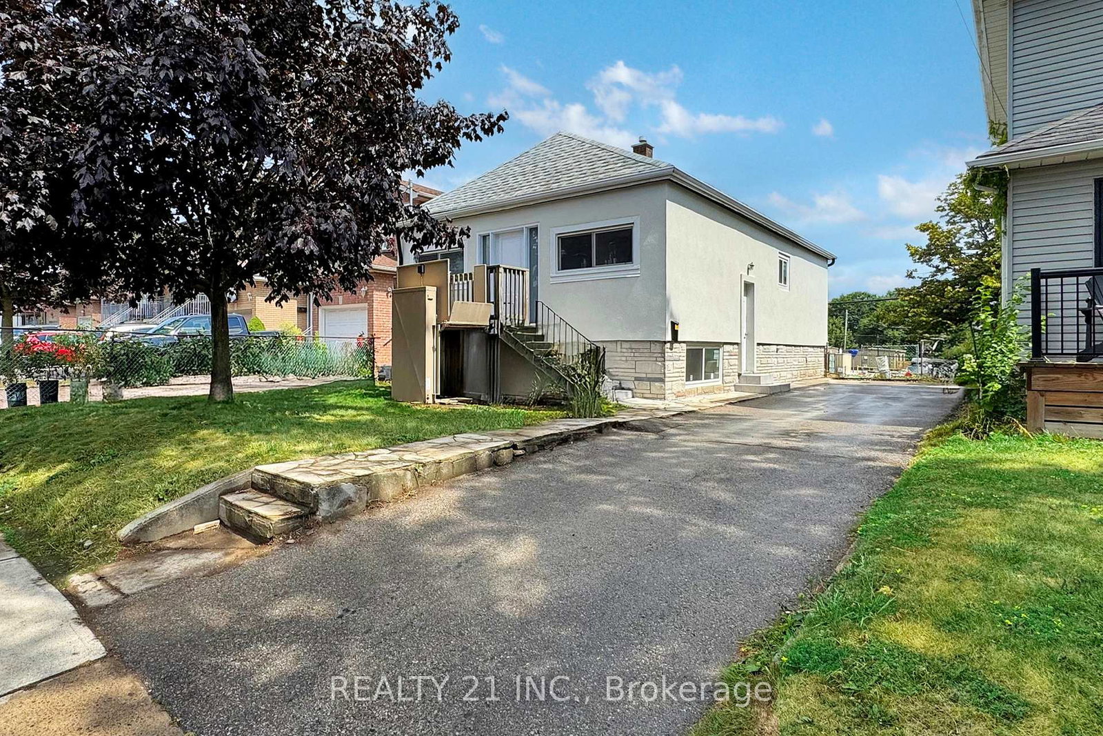 125-s-woodrow-boulevard-scarborough-ontario-e13021748