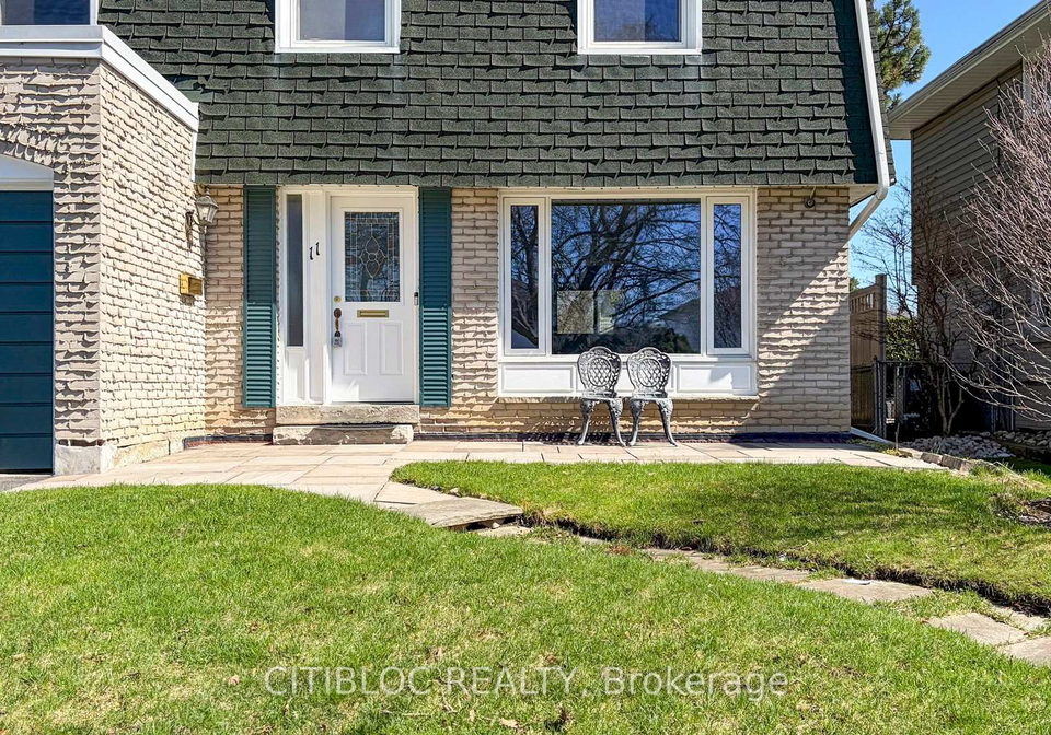 11-castle-hill-drive-scarborough-ontario-e13022120
