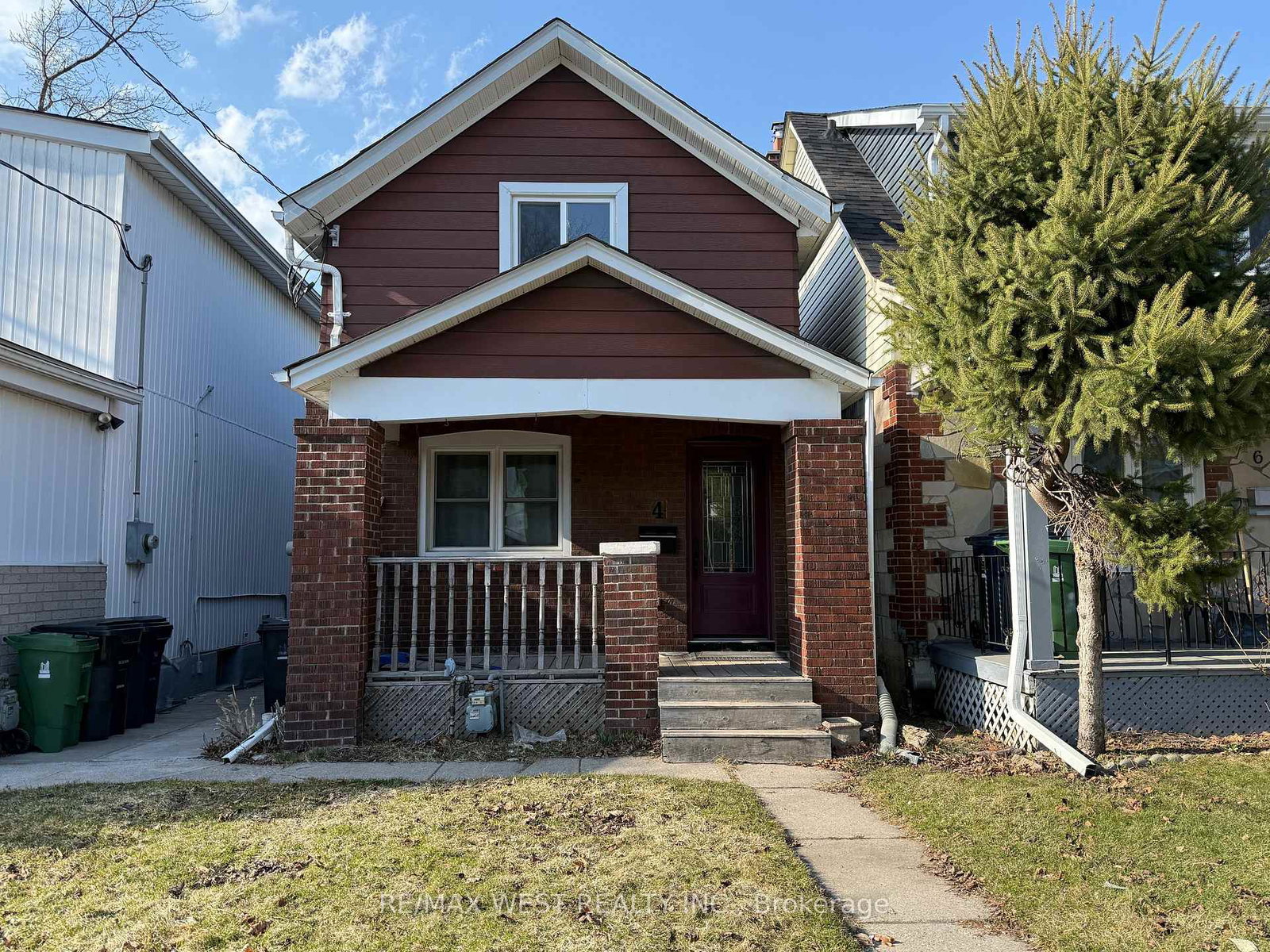 4-sutherland-avenue-east-york-ontario-e13023084
