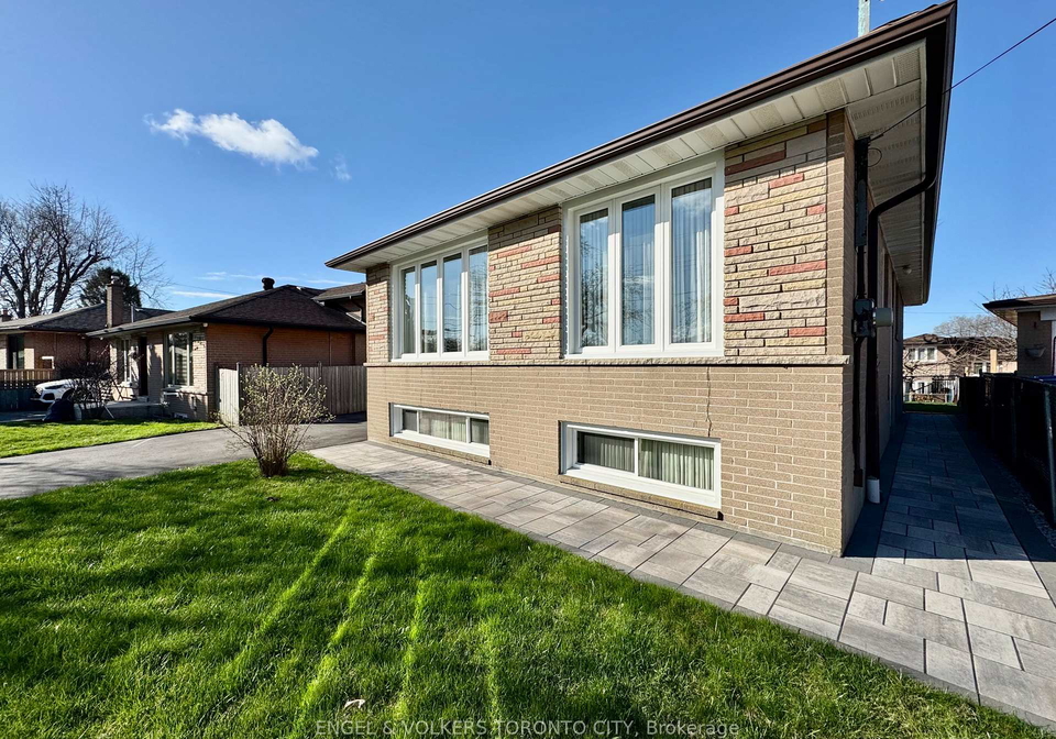 18-willsteven-drive-scarborough-ontario-e13023420