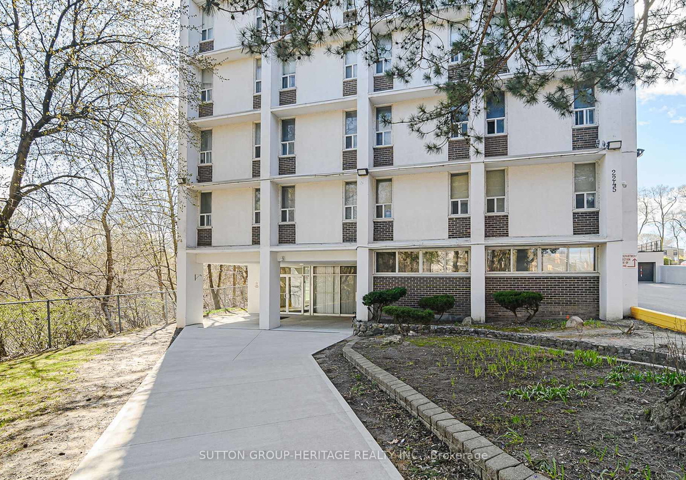 2245-eglinton-avenue-e-scarborough-ontario-e13023588