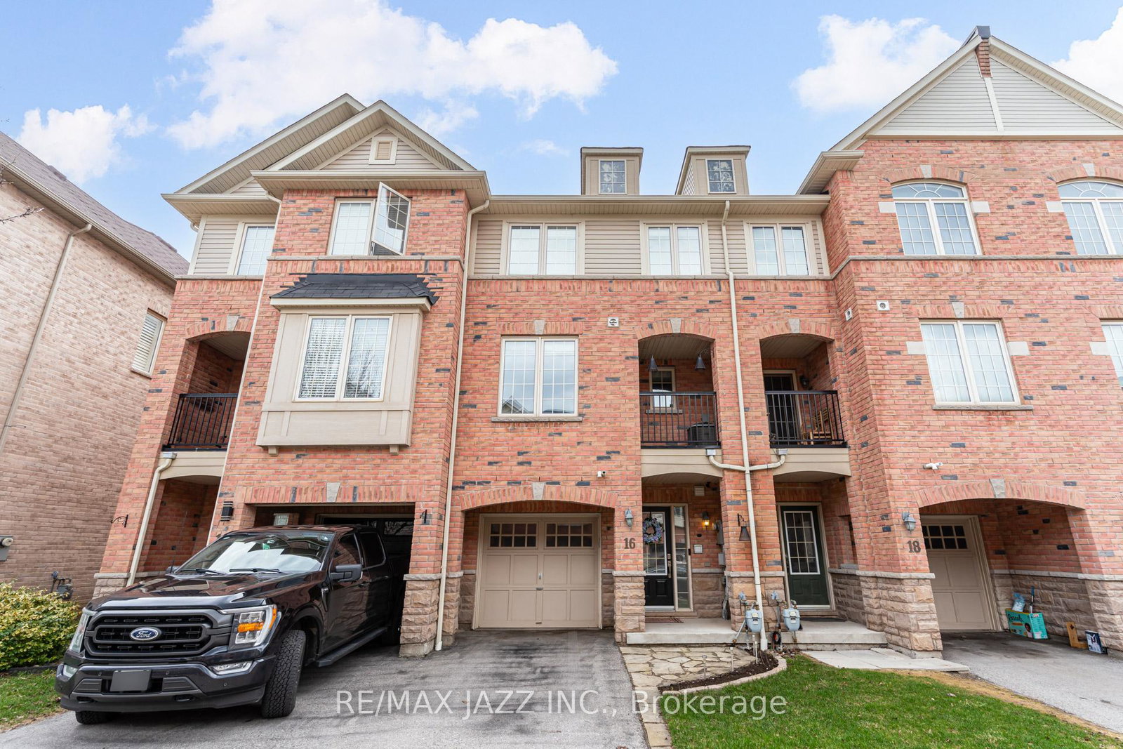 16-clowes-street-ajax-ontario-e13024190