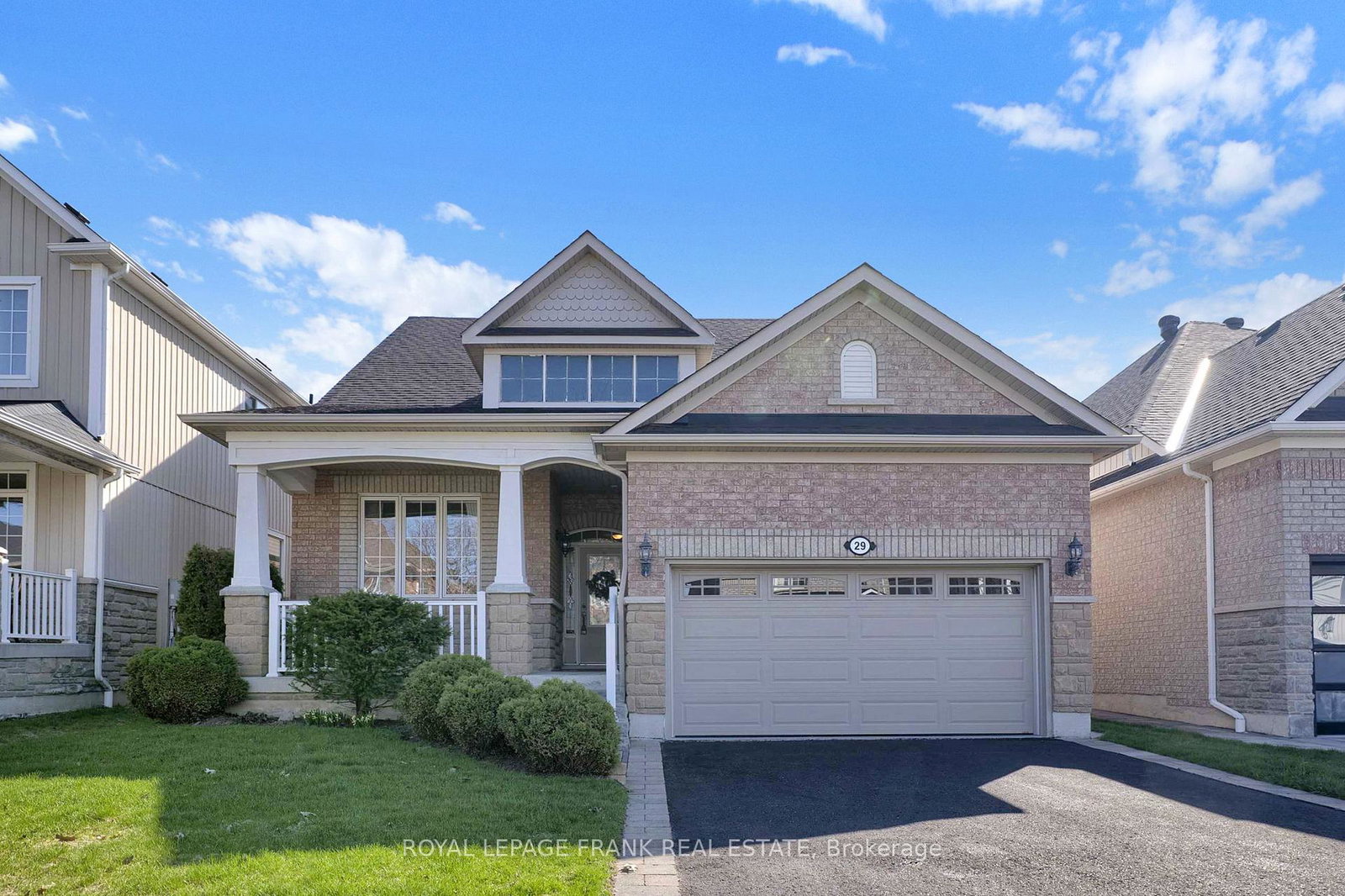 29-rockland-crescent-whitby-ontario-e13024456
