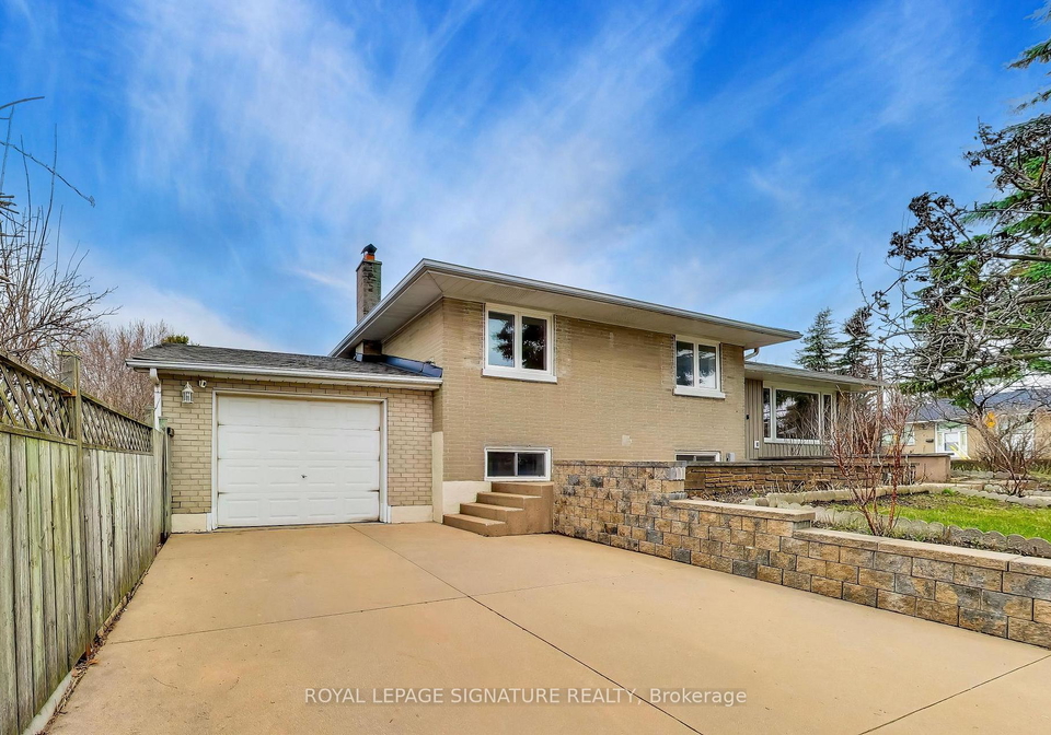1-charlemont-crescent-scarborough-ontario-e13024476