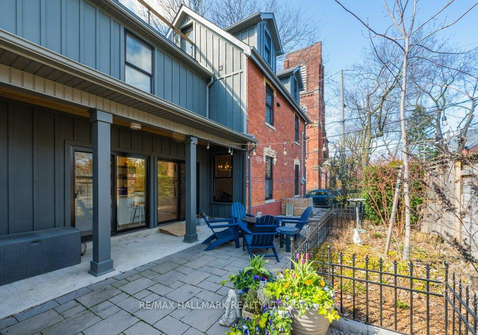 235-boulton-avenue-toronto-ontario-e13024916