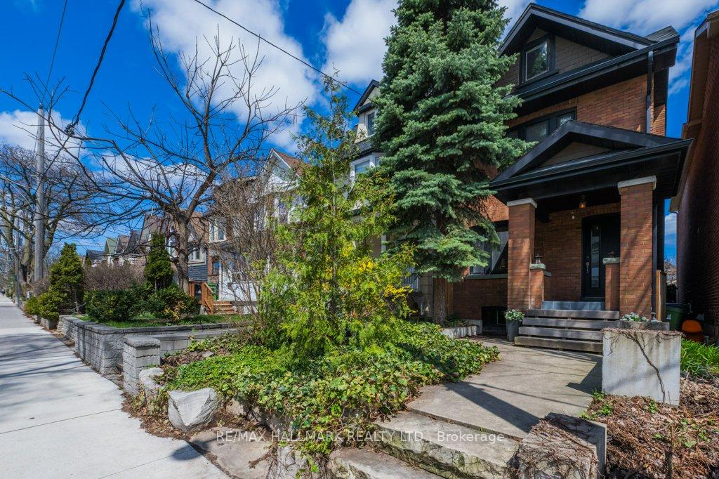 813-carlaw-avenue-east-york-ontario-e13025132