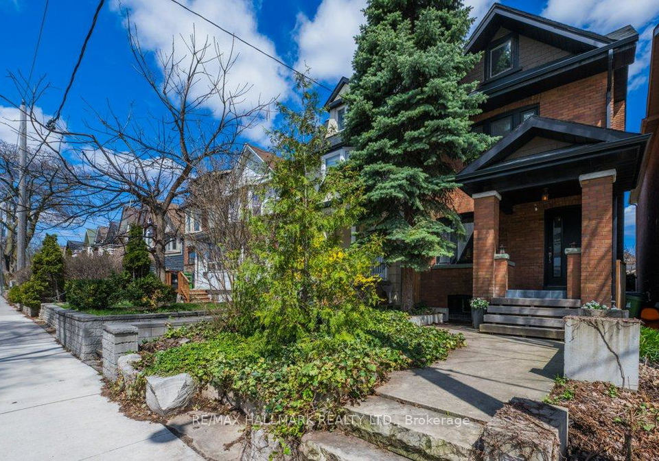 813-carlaw-avenue-east-york-ontario-e13025132