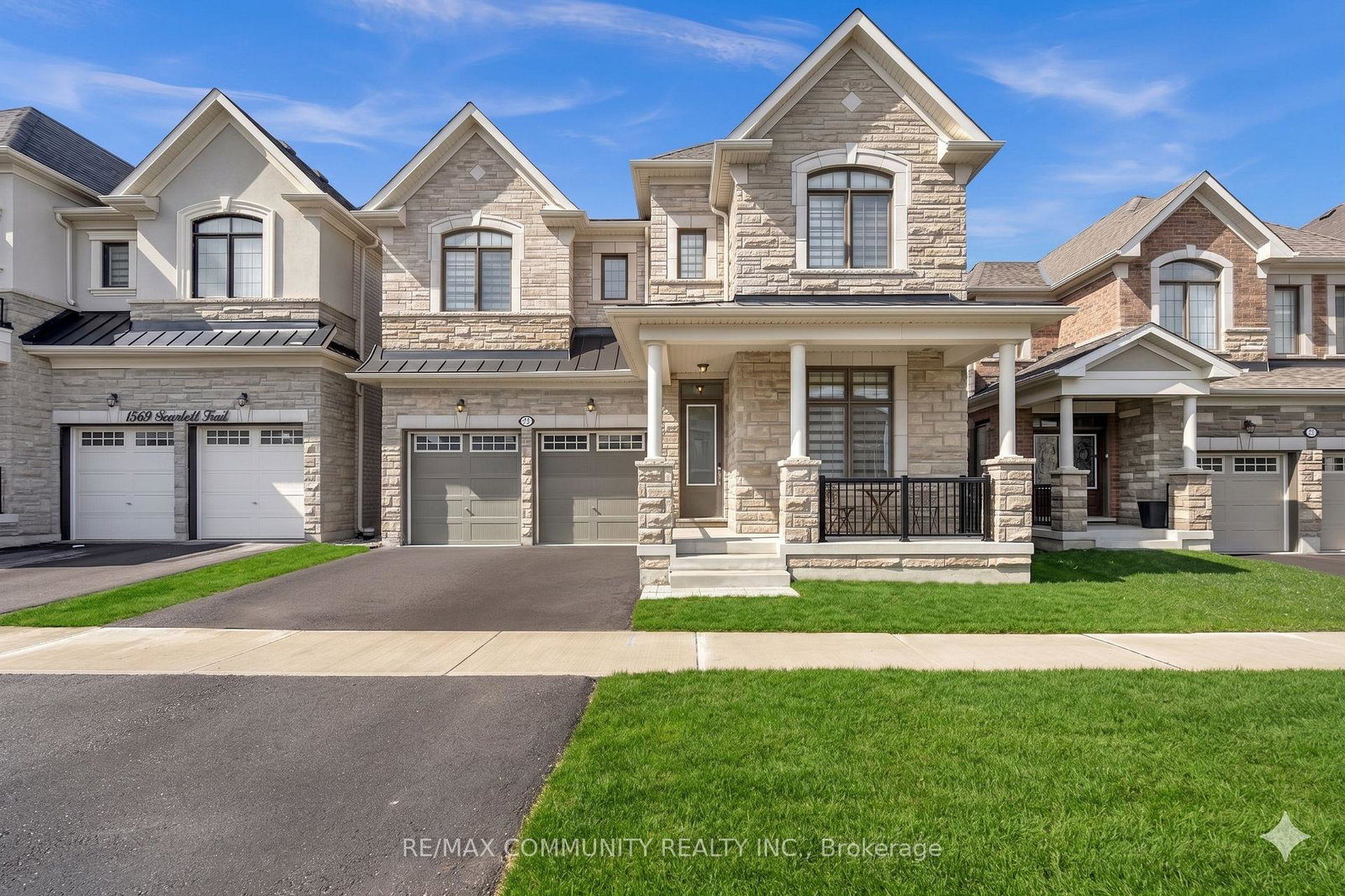 1567-scarlett-trail-e-pickering-ontario-e13025410