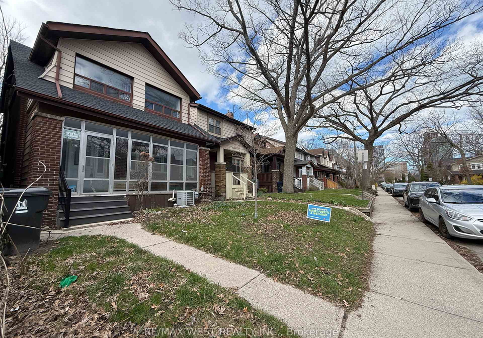 48-keystone-avenue-toronto-ontario-e13025412