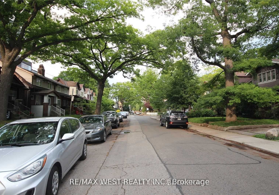 48-keystone-avenue-toronto-ontario-e13025412