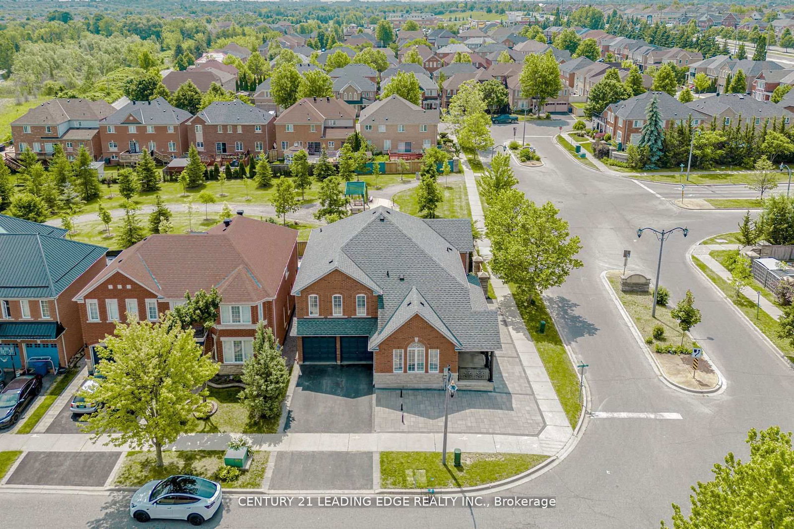 15-alden-square-ajax-ontario-e13025498