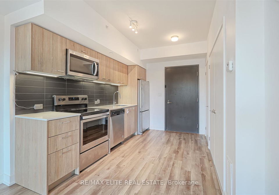 2100-bridletowne-circle-scarborough-ontario-e13025616