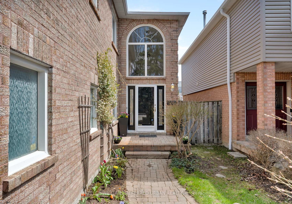 1064-moorelands-crescent-pickering-ontario-e13026004
