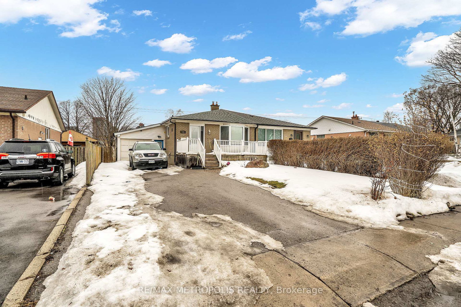 48-billingsgate-crescent-ajax-ontario-e13026018