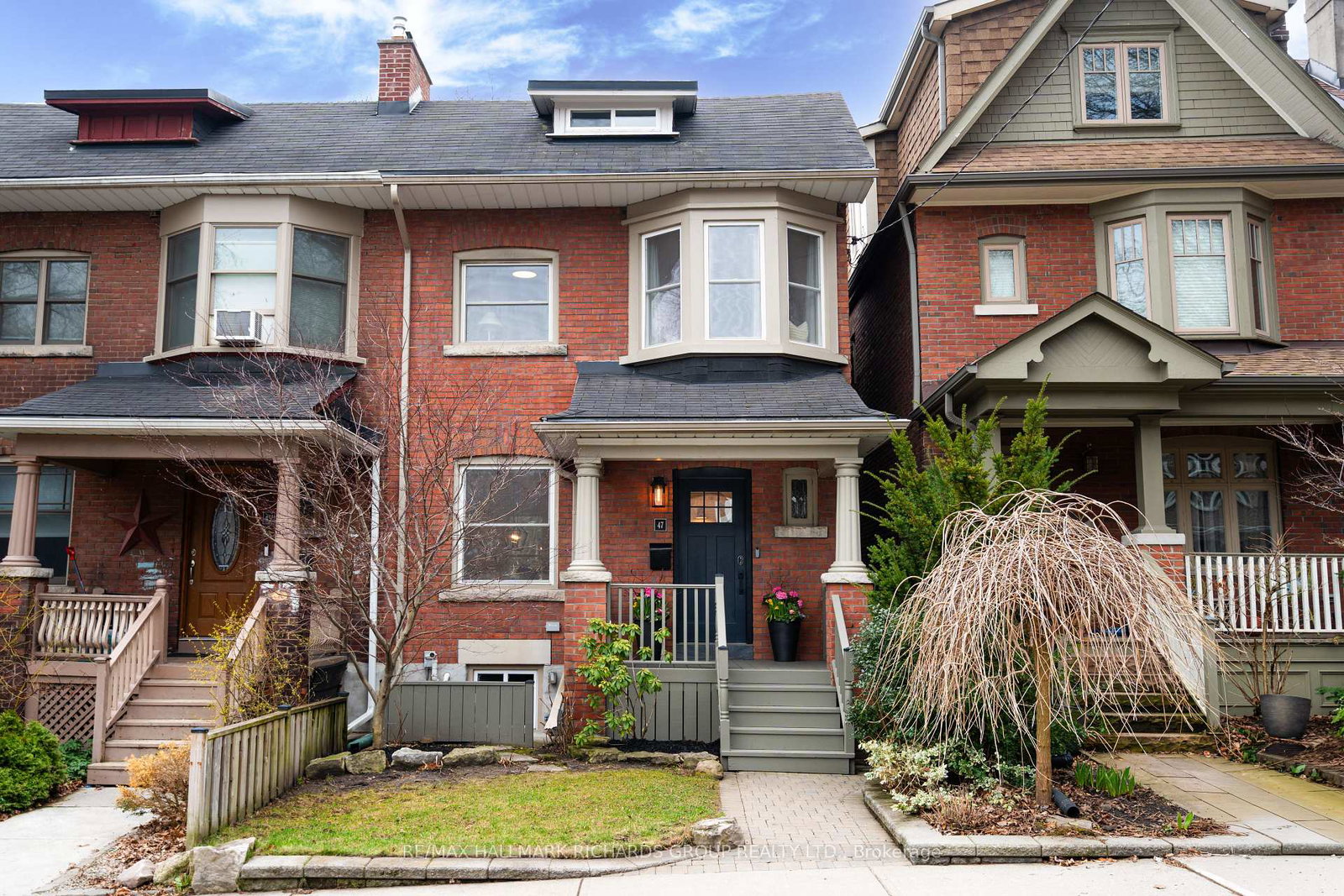 47-sparkhall-avenue-toronto-ontario-e13026356