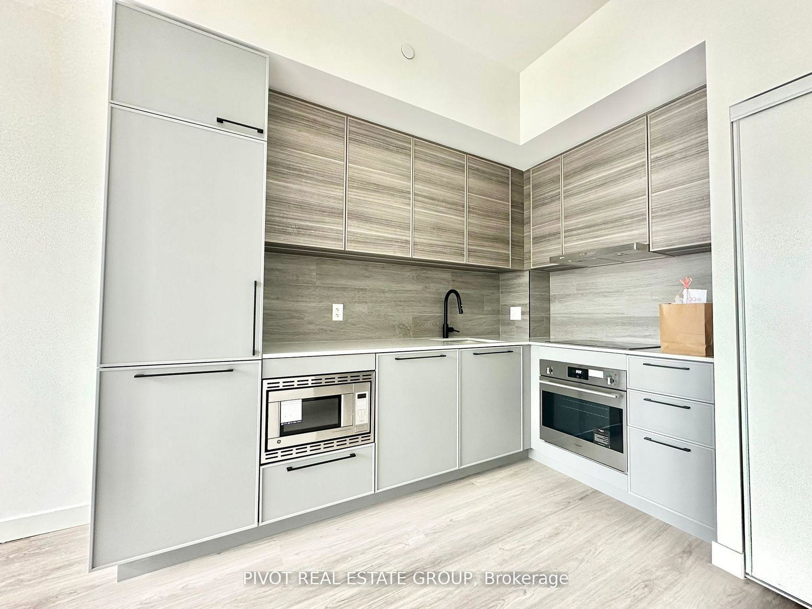 1050-eastern-avenue-toronto-ontario-e13026540
