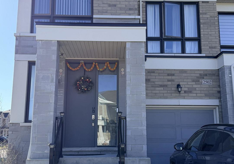 2502-hibiscus-drive-pickering-ontario-e13026730