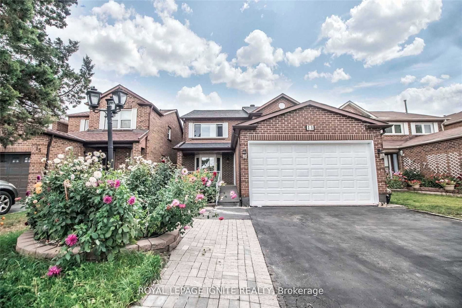 11-carisbrooke-square-scarborough-ontario-e13027944