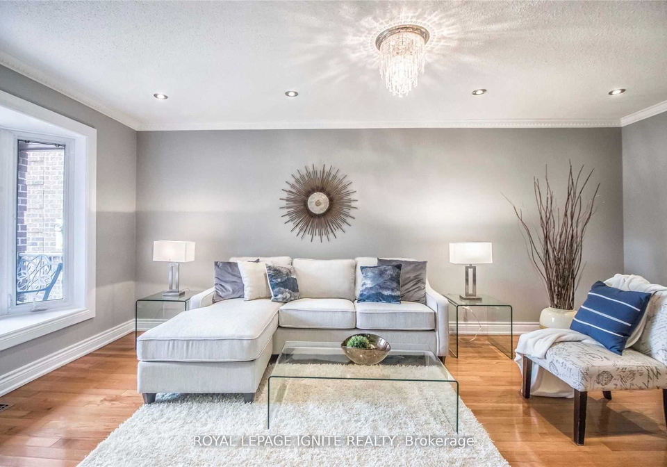 11-carisbrooke-square-scarborough-ontario-e13027944