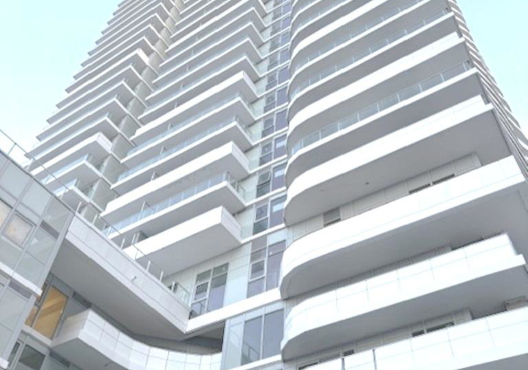 1010-sandy-beach-road-pickering-ontario-e13027948