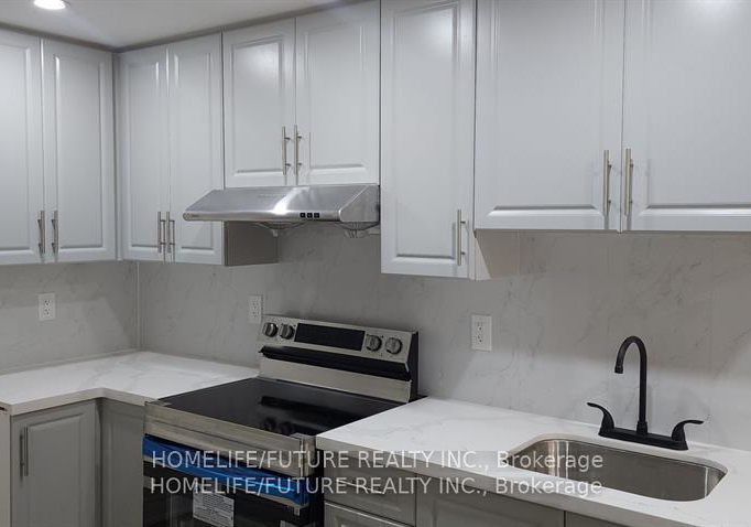 49-feint-drive-ajax-ontario-e13027956