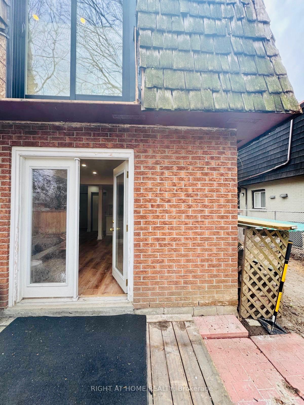9-tilley-drive-scarborough-ontario-e13028062