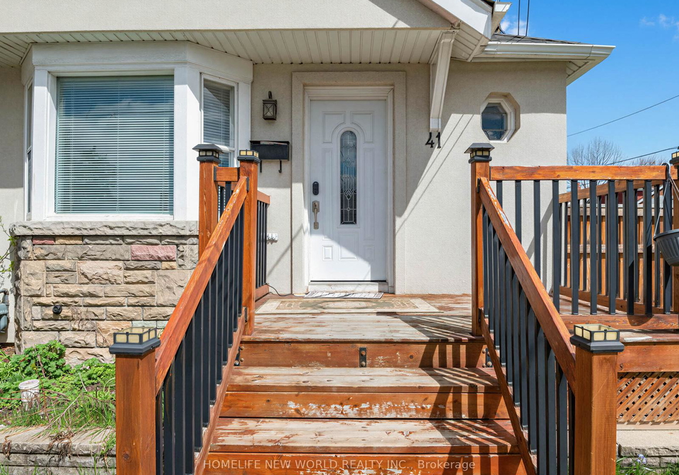 41-binswood-avenue-east-york-ontario-e13028160