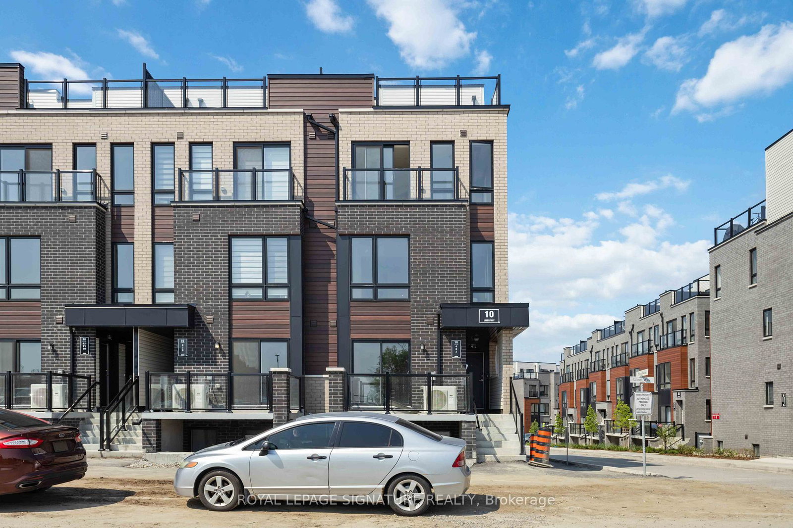 10-liben-way-scarborough-ontario-e13030132