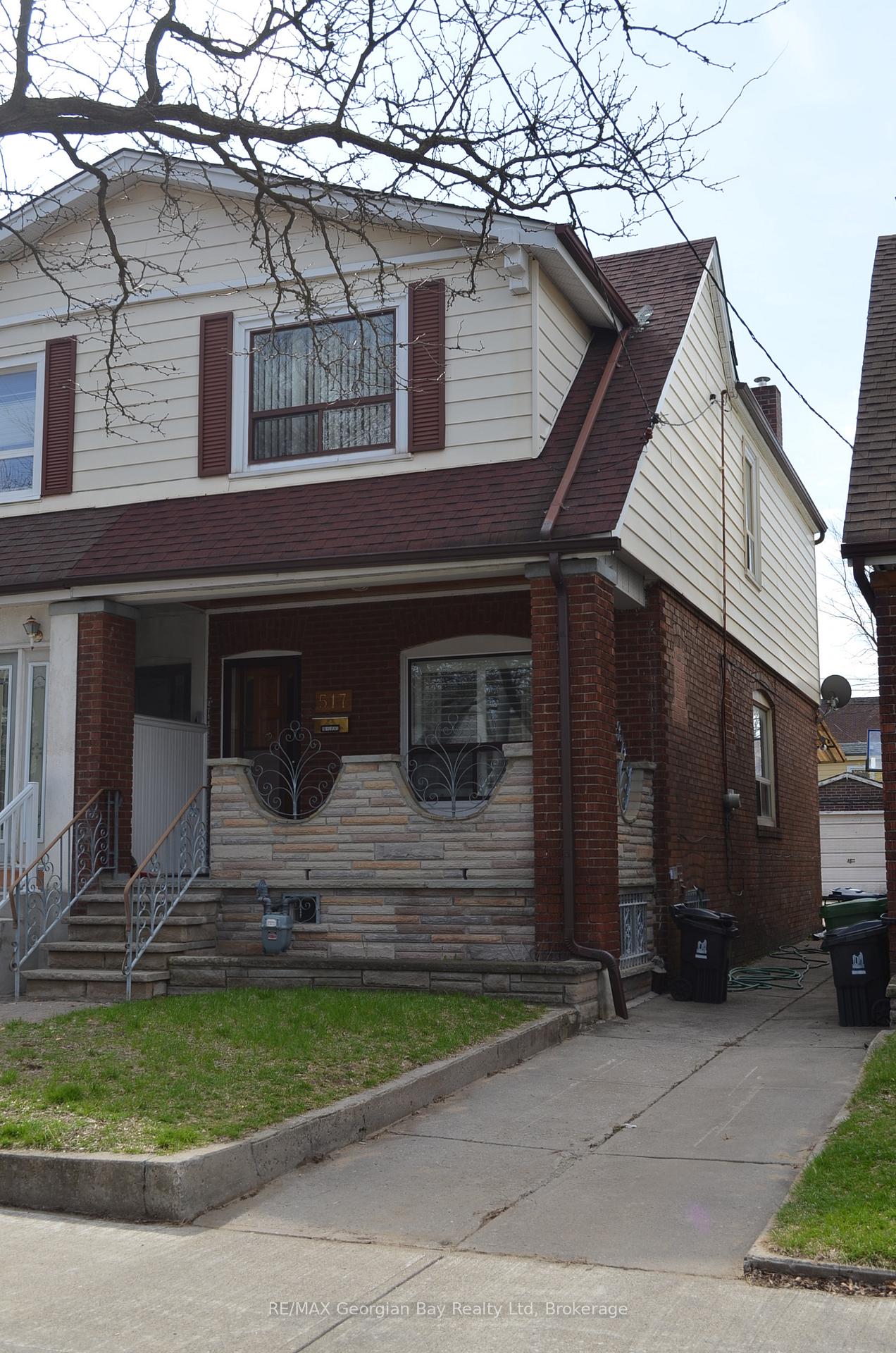 517-milverton-boulevard-east-york-ontario-e13030986