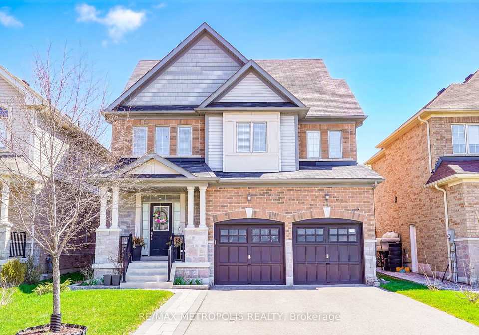 82-mcroberts-crescent-clarington-ontario-e13031078