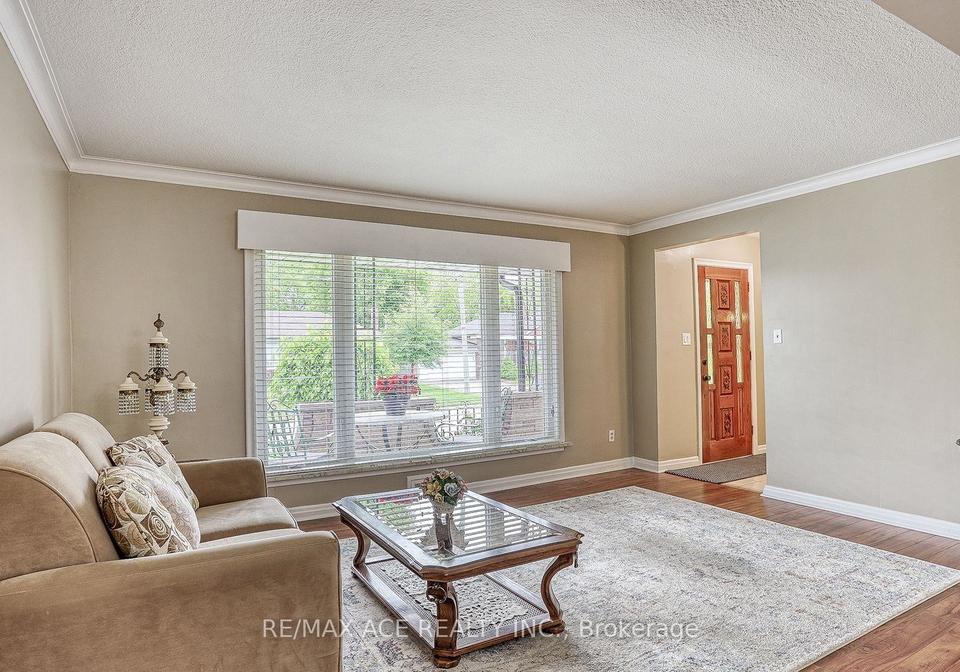 16-marta-avenue-scarborough-ontario-e13031108