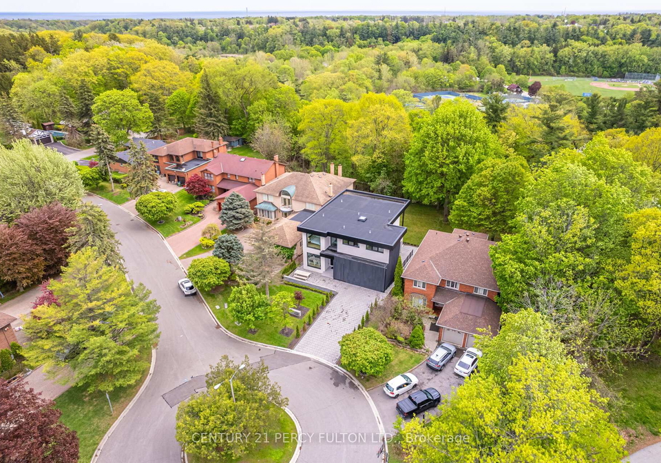 10-haida-court-scarborough-ontario-e13031446