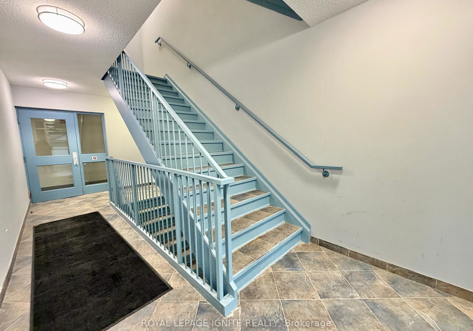 128-aspen-springs-drive-clarington-ontario-e13031698