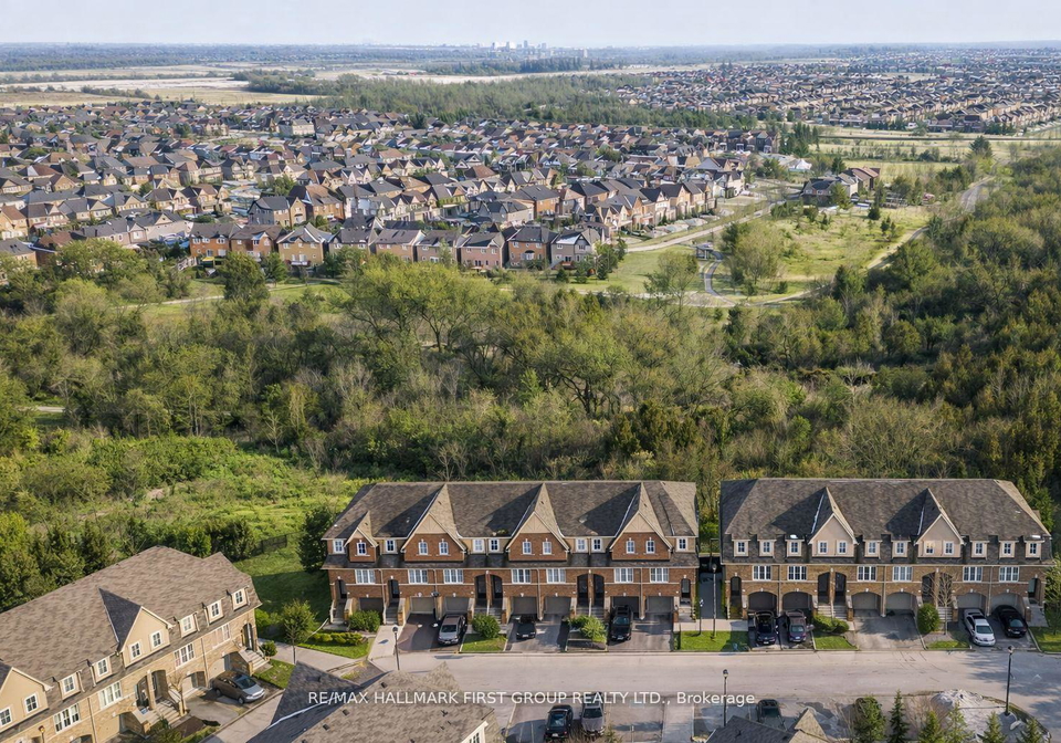 31-reevesmere-lane-ajax-ontario-e13032772
