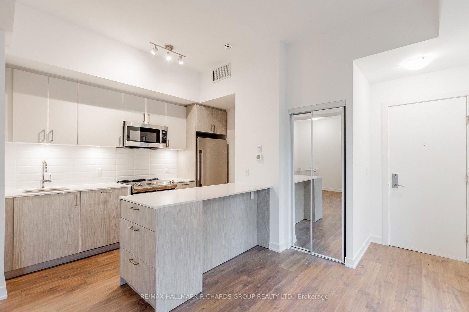 35-birchcliff-avenue-scarborough-ontario-e13032930