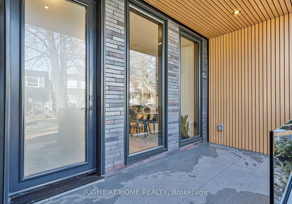 11-merrill-avenue-w-toronto-ontario-e13033126