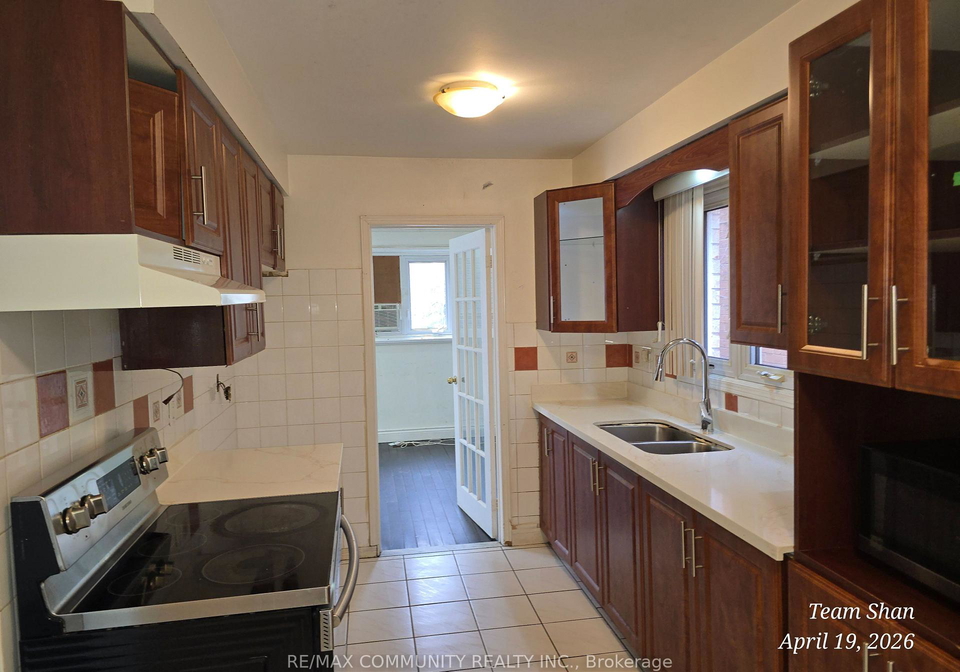 108-pennyhill-drive-scarborough-ontario-e13033298