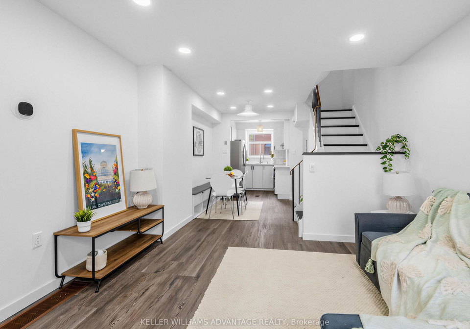 275-broadview-avenue-toronto-ontario-e13033302
