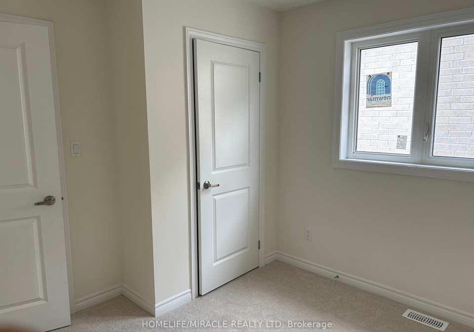 2547-hibiscus-drive-pickering-ontario-e13033320