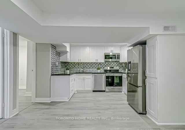 64-fairside-avenue-east-york-ontario-e13033490