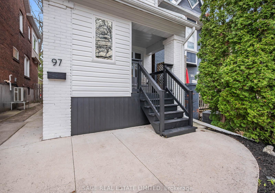97-bowmore-road-e-toronto-ontario-e13033572