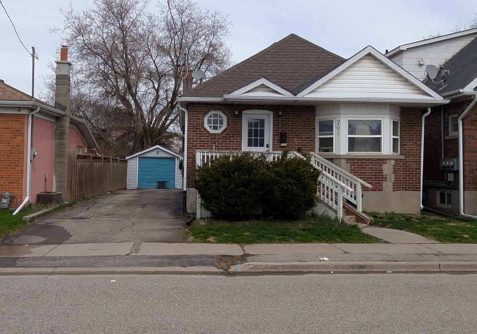 201-celina-street-oshawa-ontario-e13033948